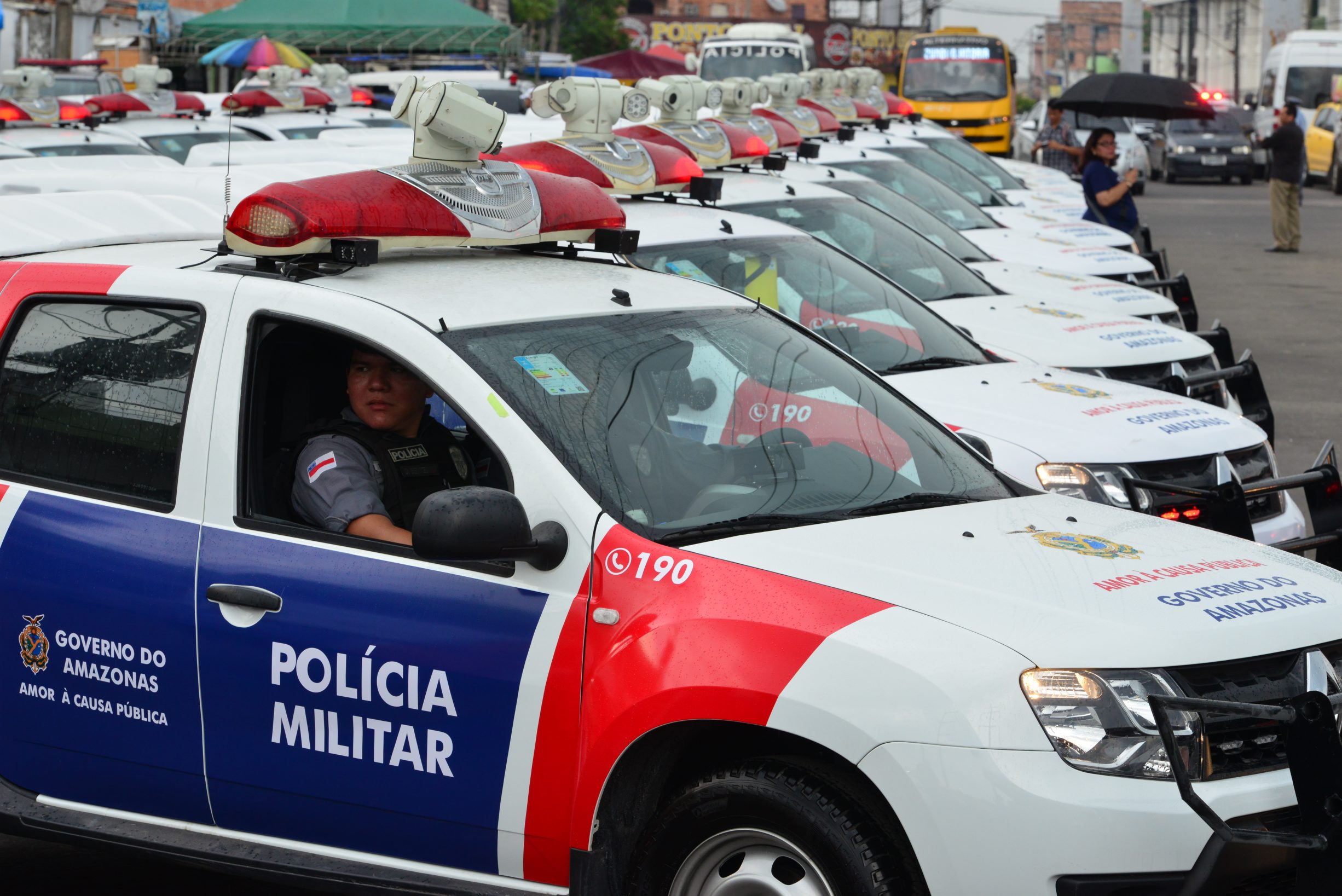 Governo coloca 51 novas viaturas da polícia nas ruas e promete reforço