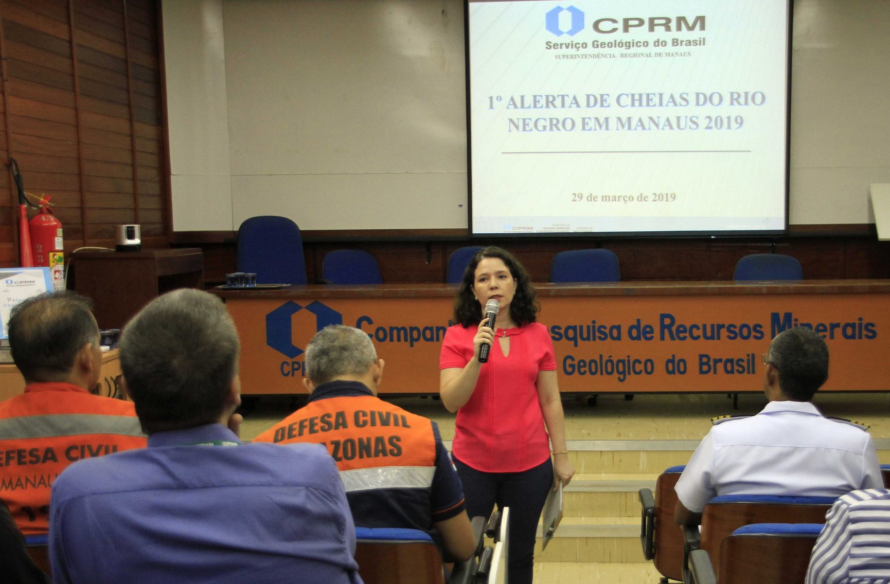 Cerca de 15 bairros de Manaus serão afetados pela cheia do Rio Negro