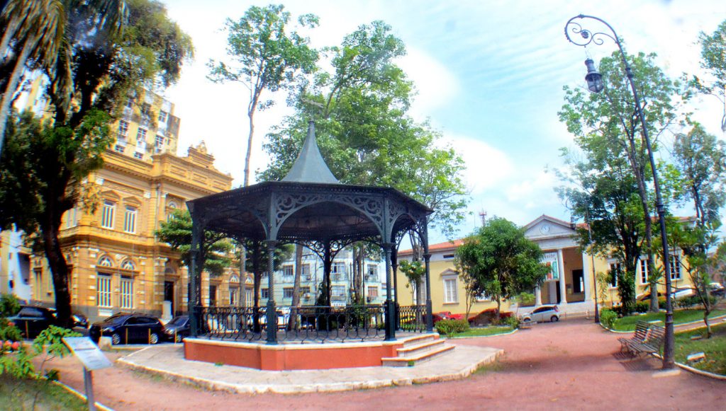 praça, robervaldo rocha, dom pedro, manaus, maconha, consumo