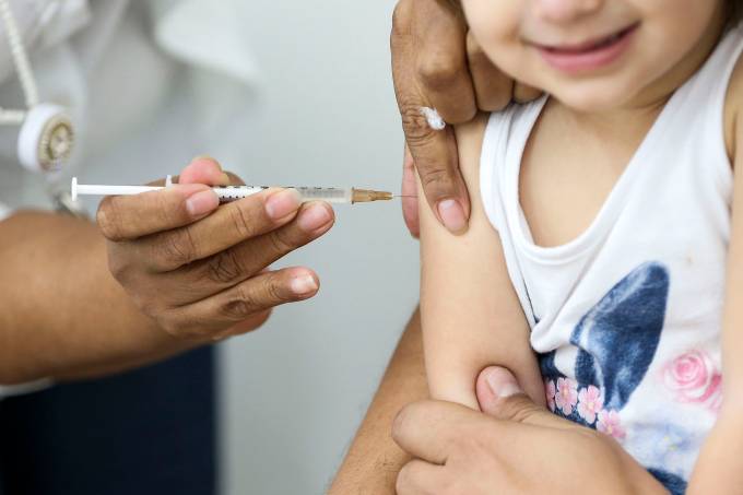 saude dia d vacinacao 20180818 0004 » Vacinação de crianças de 5 a 11 anos contra a Covid-19 deve ser decidida nesta semana