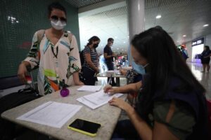 Testagem no aeroporto de Manaus é intensificada. Foto: Tácio Melo/Secom