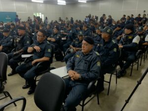 Prefeitura de Manaus começa a capacitar guardas municipais para o uso de armas letais