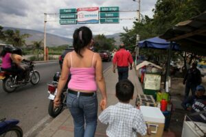 Diagnóstico revela perfil dos venezuelanos e migrantes morando na capital amazonense. Foto: Foto: UNHCR/Boris Heger/Nações Unidas