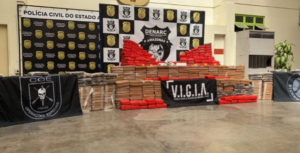 Polícia deflagra operação e apreende 1 tonelada de cocaína, avaliada em R$17 milhões