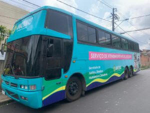 'Ônibus do idoso' chega ao bairro Morro da Liberdade nessa sexta-feira com atendimento jurídico, psicossocial, inscrição no CadÚnico e outros serviços.