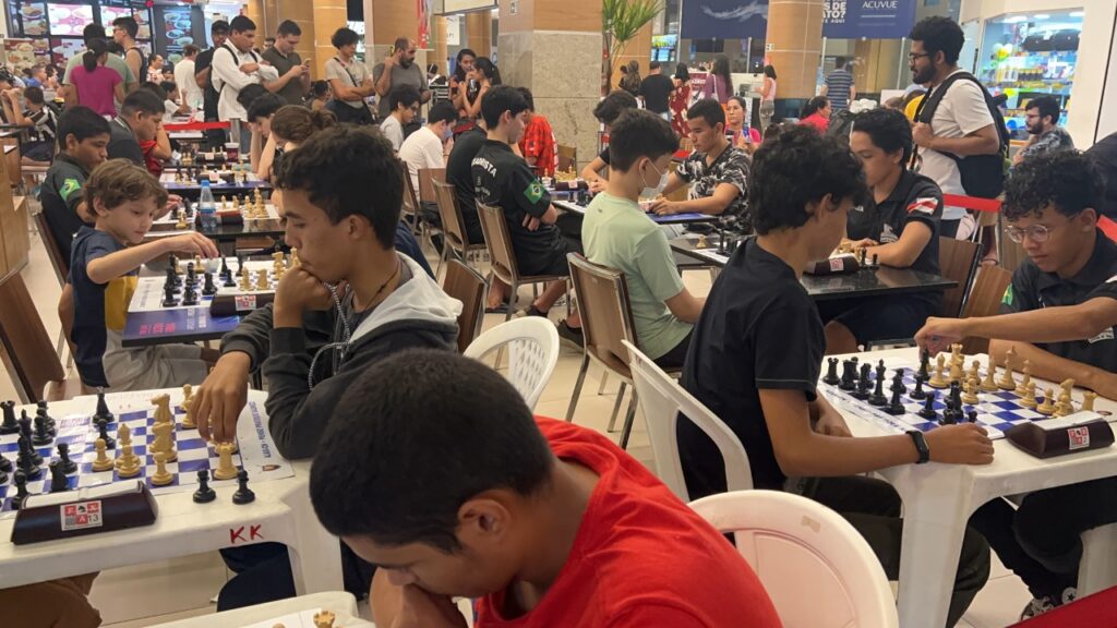 Campeonato internacional Manaus Chess Open recebe maior jogador da