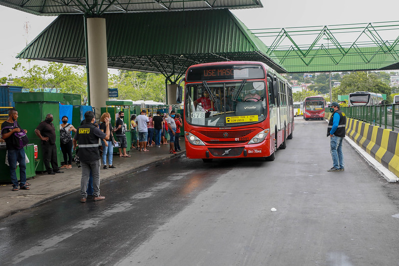 Como chegar até Arena Champions Dm em Manaus de Ônibus?