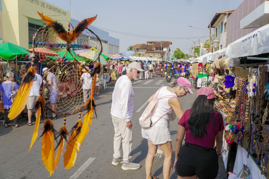 A divulgação internacional da cultura local, também, é meta dos artesãos (Foto Divulgação)