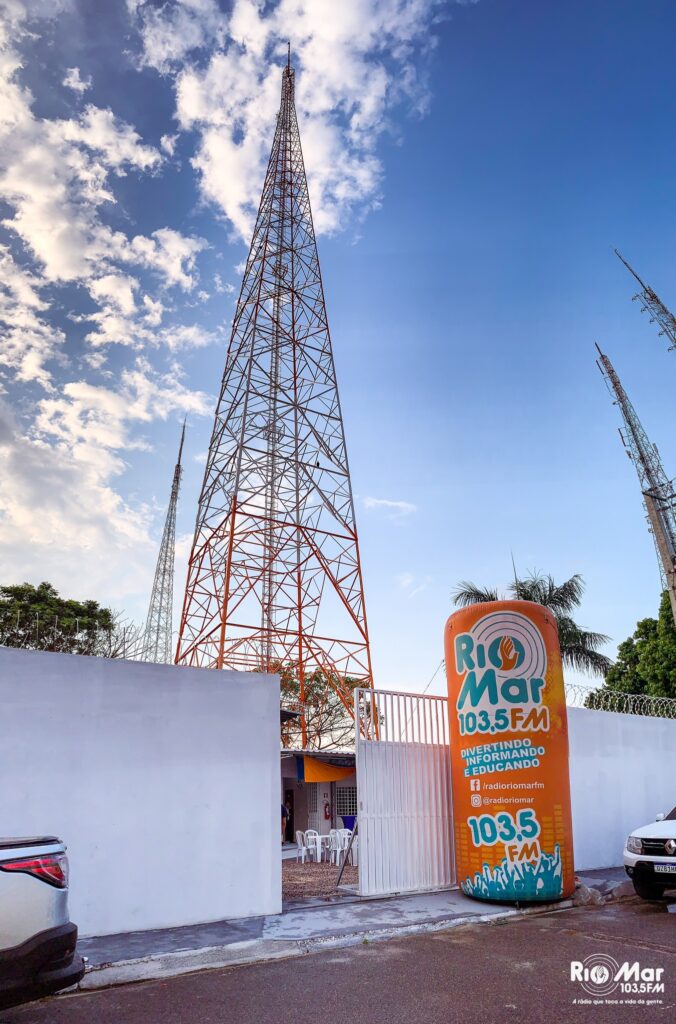 Nova Torre de transmissão da Rádio (Foto: Rádio Rio Mar)