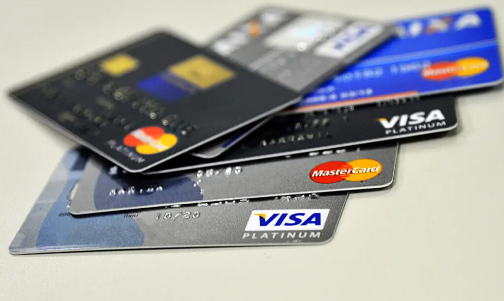 cartão de credito, rotativo, divida, desenrola, anti-ganacia, banco central, conselho monetário