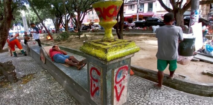 Operação na Praça dos Remédios, no centro de Manaus. Foto: Divulgação/Internet