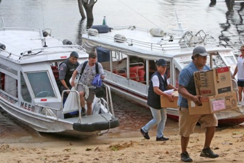 Os desafios logísticos para levar urnas eletrônicas para municípios do interior do Amazonas. Foto: Divulgação/Internet