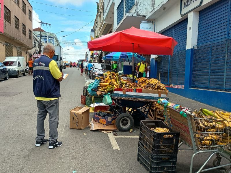 vendedores, ambulantes, carrinhos, feiras, manaus, apreensão, haitiana, carrinho