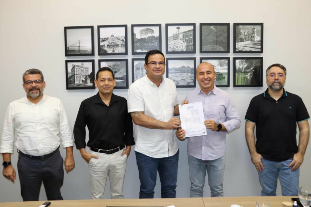 Encontro entre os servidores do Ipaam e Semef (Foto Divulgação)