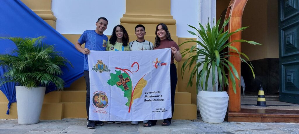 Juventude Missionária do Santuário de Aparecida (Foto: Nuno Lôbo/Rádio Rio Mar)