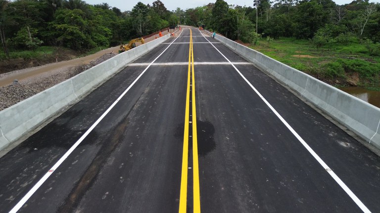 PONTE RIO CURUCA DNIT BR-319 1