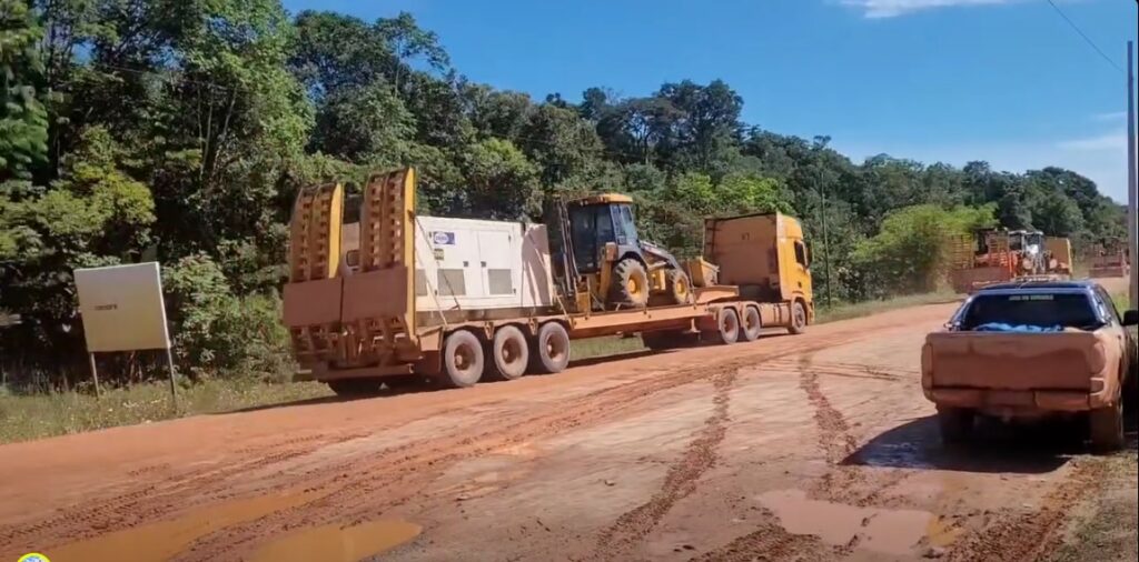 br-319, maquinas, maquinário, realidade, humaitá, amazonas, manaus, bloqueio