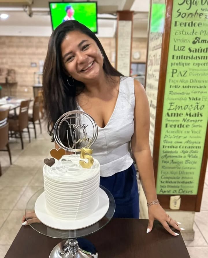 Natália Câmara, jornalista da Rádio Rio Mar (Foto Reprodução)