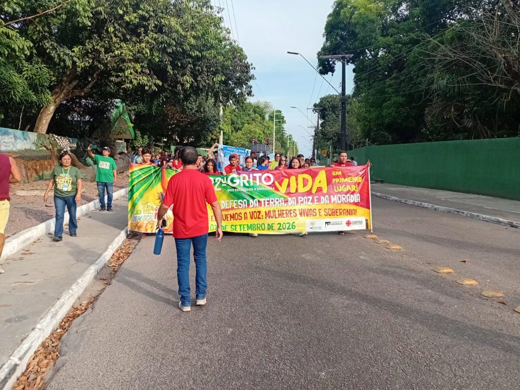 Caminhada de encerramento (Foto: Nuno Lôbo/Rádio Rio Mar)